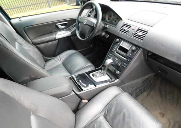 Volvo XC 90 cena 36980 przebieg: 245000, rok produkcji 2003 z Września małe 326